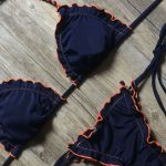 Μπλε ρουά τριγωνάκι