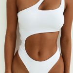 Ολόσωμο μαγιό με cut outs