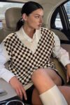 checkered-sleeveless-sweater-vest-200114116-kookoo-6