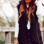 Γούνινο αμάνικο γιλέκο μαύρο