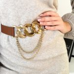 Ζώνη με χρυσή αγκράφα