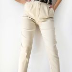 Ψηλόμεσο παντελόνι μπεζ