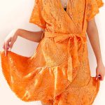 Wrap φόρεμα με δαντέλα