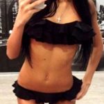 Μπικίνι με μεγάλο φραμπαλά