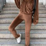 Βελουτέ σετ φόρμας καφέ