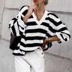 Πουλόβερ με μεγάλες ρίγες μαύρες