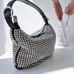 Clutch με strass