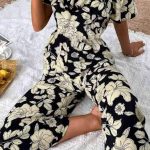 Ασπρόμαυρο floral jumpsuit