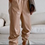 Ankle length δερμάτινο παντελόνι μπεζ