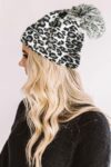 leopard-bobble-hat-200110760-2-kookoo-1