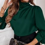 Satin τοπ με διακοσμητικές πέρλες πράσινο