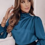 Satin τοπ με διακοσμητικές πέρλες μπλε