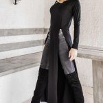 Μαύρη μπλούζα με διπλό άνοιγμα