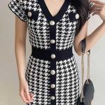 Φόρεμα bodycone με vintage κουμπιά μαύρο