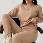 Εφαρμοστό rib casual σετάκι μπεζ