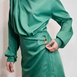 Ολόσωμο πράσινο σατέν skort