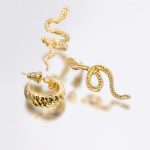 Σετ σκουλαρίκια με ear cuff χρυσό