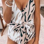 Ολόσωμο δίχρωμο animal print