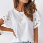 Μπλούζα με μανίκι δαντέλα σε λευκό