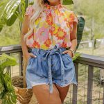 Colourful φλοραλ κοντομάνικη μπλούζα