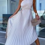 One shoulder πλισέ ασύμμετρο φόρεμα σε λευκό