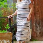 Casual φόρεμα ριγέ με σκίσιμο