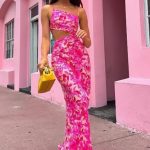 Floral φόρεμα με cut outs