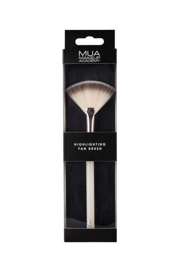 mua-highlighting-fan-brush-200151201-1-kookoo-3