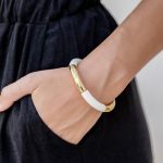 Βραχιόλι δίχρωμο κοκκάλινο