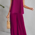 Κομψό σέτ με μεταλλικά στοιχεία σε μπορντώ