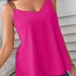 Μπλούζα με αλυσίδα στην τιράντα σε φούξια