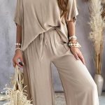 Casual oversize σετ με παντελόνα σε μπεζ