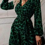 Wrap φόρεμα σε πράσινο λεοπάρ