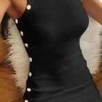 Μίνι μαύρο φόρεμα με κουμπάκια