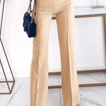 Ψηλόμεσο παντελόνι καμπάνα με ραφή