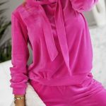 Βελουτέ σέτ παντελόνι με φούτερ σε φούξια