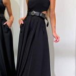 Φόρεμα με cut outs σε μαύρο