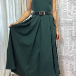 Φόρεμα με cut outs σε πράσινο