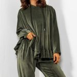 Ρομαντικό βελουτέ σετ χακί