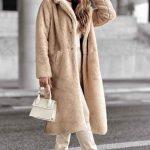 Γούνα μακριά με τσέπες μπεζ