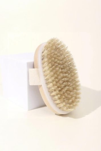 p-for-pelion-dry-brush-body-brush-200151460-1-kookoo-2