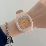 Μπεζ casual τετράγωνο αναλογικό ρολόι χειρός