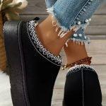 Μαύρο Suede χαμηλό μποτάκι με γούνα