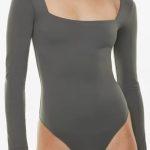 Μακρυμάνικο κορμάκι με τετράγωνη λαιμόκοψη σε γκρι