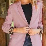 Σακάκι με λεπτομέρειες λεοπάρ σε ροζ