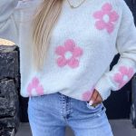 Πλεκτό με λουλούδια λευκό