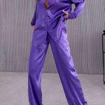 Σετ σατέν παντελόνα με πουκάμισο σε μωβ