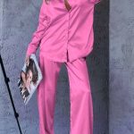 Σετ σατέν παντελόνα με πουκάμισο σε ροζ