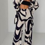 Εμπριμέ σετάκι παντελόνας με πουκάμισο