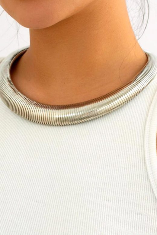 metallic-wide-necklace-with-striped-look-silver-200171188-2-kookoo-10